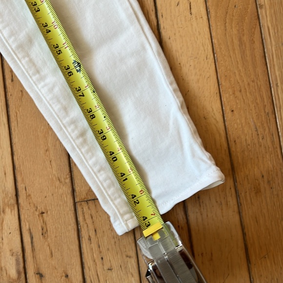 Old navy 🤍 ROCKSTAR tall - Picture 2 of 5